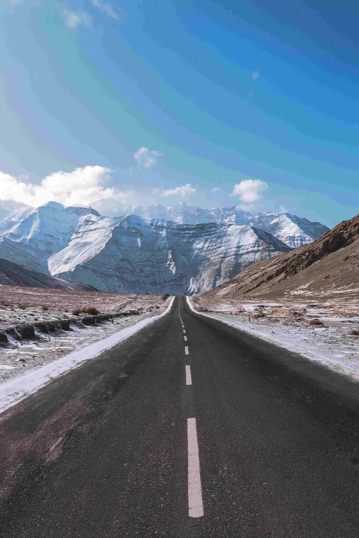 Best travel agency in Pathankot offering tour and cab services